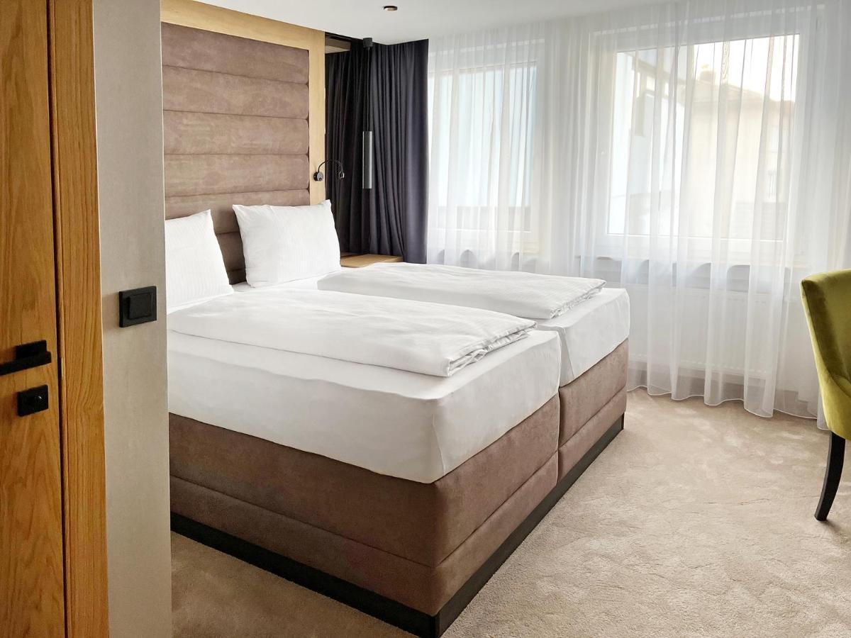 Dormero Hotel รอยท์ลิงเงน ภายนอก รูปภาพ